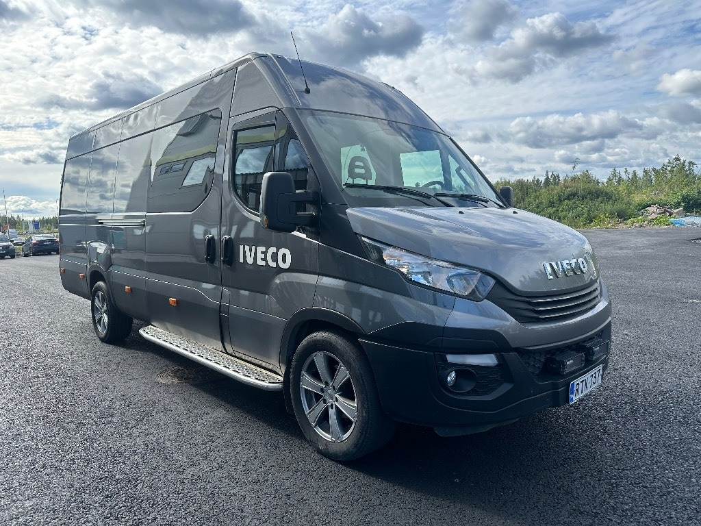 Iveco Daily 35S18A8 1+5 hlö retkeilyauto - فان: صور 3 Iveco Daily 35S18A8 1+5 hlö retkeilyauto - فان: صور 3