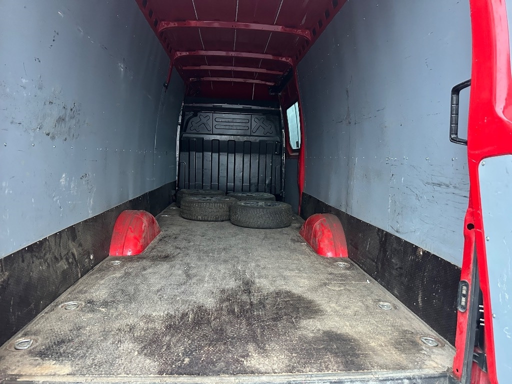 Iveco Daily 35S18A8 16m3 - فان: صور 5 Iveco Daily 35S18A8 16m3 - فان: صور 5