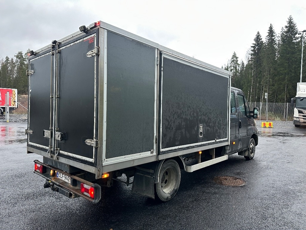 فان Iveco Daily 50C18A8 huoltoauto: صور 12 فان Iveco Daily 50C18A8 huoltoauto: صور 12