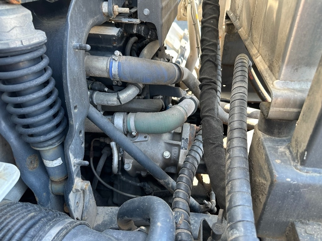 شاحنة ذات الخطاف Iveco Stralis 260S33 6x2*4 CNG: صور 9