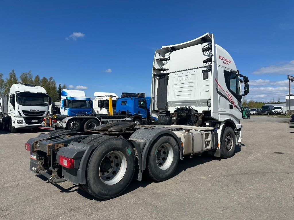 Iveco Stralis 6X4 HCT - شاحنة جرار: صور 3 Iveco Stralis 6X4 HCT - شاحنة جرار: صور 3