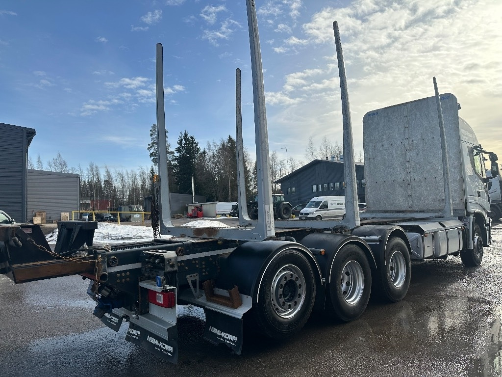 Iveco Stralis AS350S57 8x4*4 - شاحنة قطع الأشجار: صور 3 Iveco Stralis AS350S57 8x4*4 - شاحنة قطع الأشجار: صور 3
