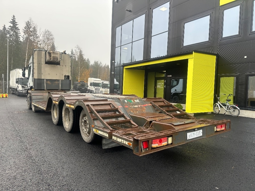 Iveco Trakker AT410T500 10x4 - شاحنة قطع الأشجار: صور 5 Iveco Trakker AT410T500 10x4 - شاحنة قطع الأشجار: صور 5