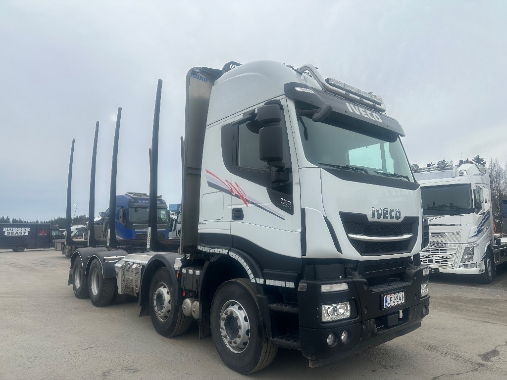 Iveco X-WAY AS340x57 8x4  - شاحنة قطع الأشجار: صور 2 Iveco X-WAY AS340x57 8x4  - شاحنة قطع الأشجار: صور 2