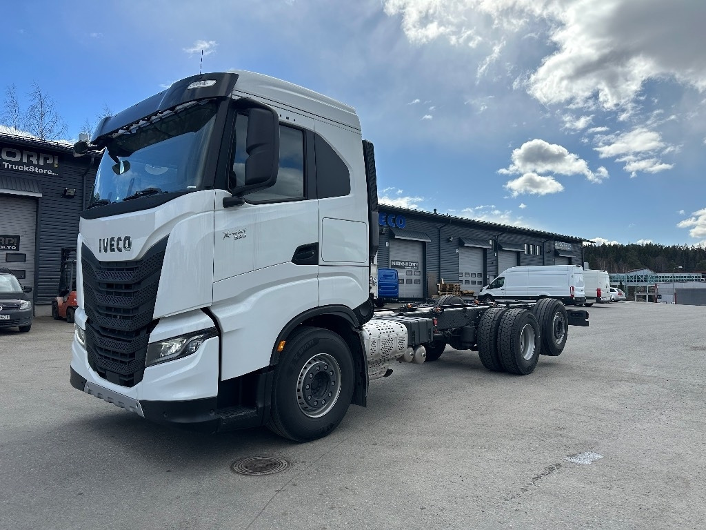 Iveco X-Way AS260X530 heti toimitukseen - الشاسيه شاحنة: صور 1 Iveco X-Way AS260X530 heti toimitukseen - الشاسيه شاحنة: صور 1