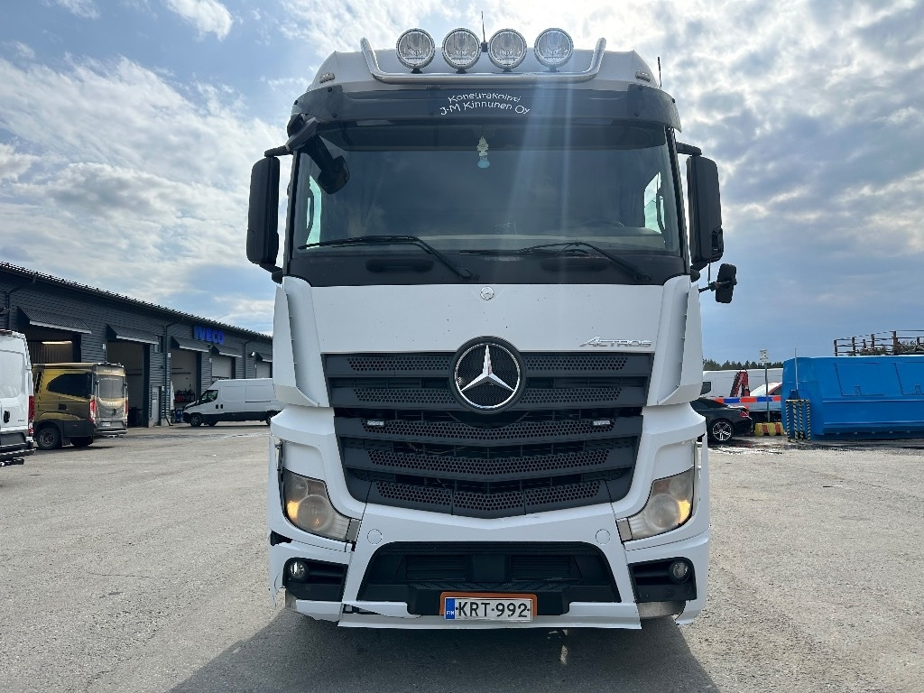 Mercedes-Benz Actros 2551 6x2*4 - شاحنة ذات الخطاف: صور 2 Mercedes-Benz Actros 2551 6x2*4 - شاحنة ذات الخطاف: صور 2