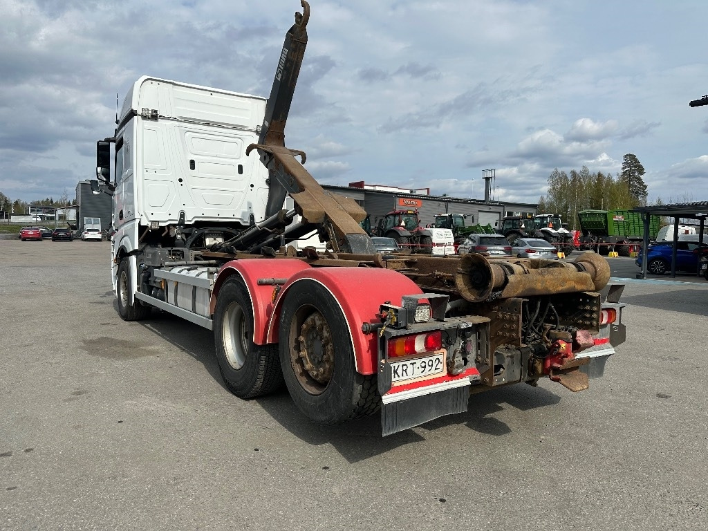 Mercedes-Benz Actros 2551 6x2*4 - شاحنة ذات الخطاف: صور 5 Mercedes-Benz Actros 2551 6x2*4 - شاحنة ذات الخطاف: صور 5