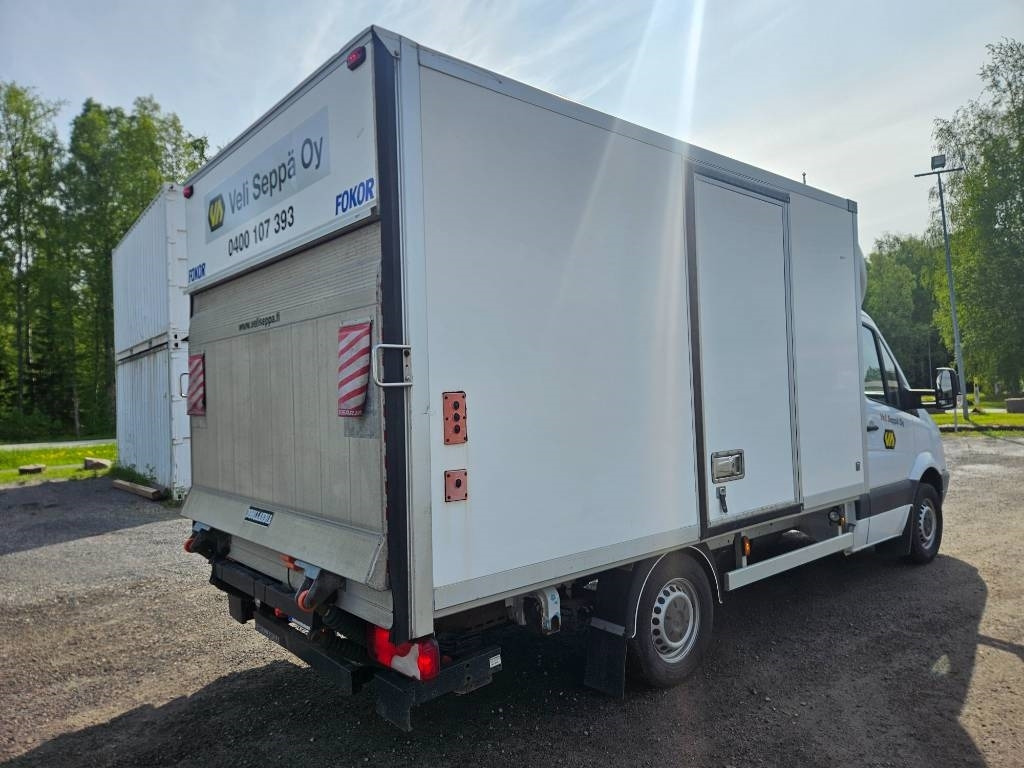 Mercedes-Benz Sprinter 316 CDI B-kortilla ajettava - الشاحنات الصغيرة صندوق مغلق: صور 4 Mercedes-Benz Sprinter 316 CDI B-kortilla ajettava - الشاحنات الصغيرة صندوق مغلق: صور 4