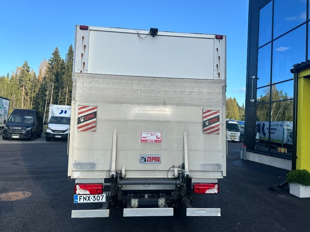 Mercedes-Benz Sprinter 516 Nouseva kori - الشاحنات الصغيرة صندوق مغلق: صور 3 Mercedes-Benz Sprinter 516 Nouseva kori - الشاحنات الصغيرة صندوق مغلق: صور 3