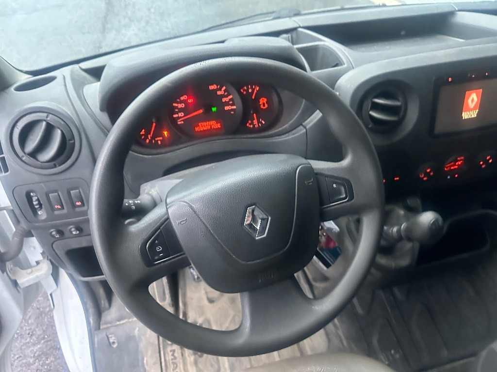فان Renault Master huoltoauto varusteineen: صور 11