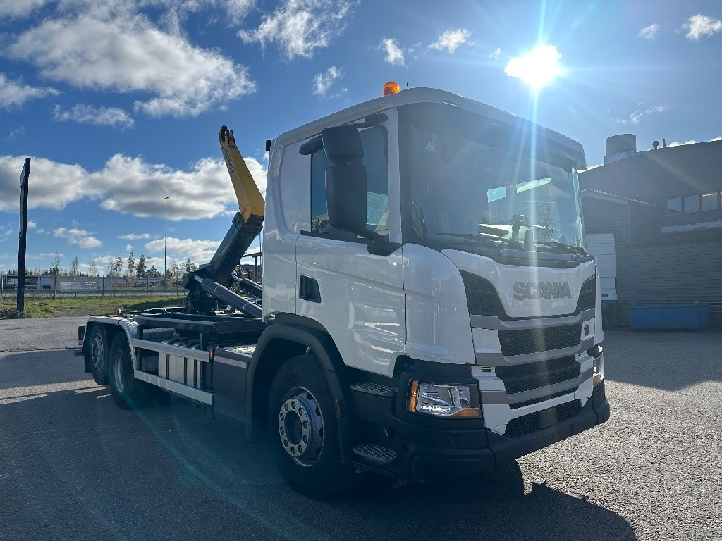Scania P 360 - شاحنة ذات الخطاف: صور 2 Scania P 360 - شاحنة ذات الخطاف: صور 2