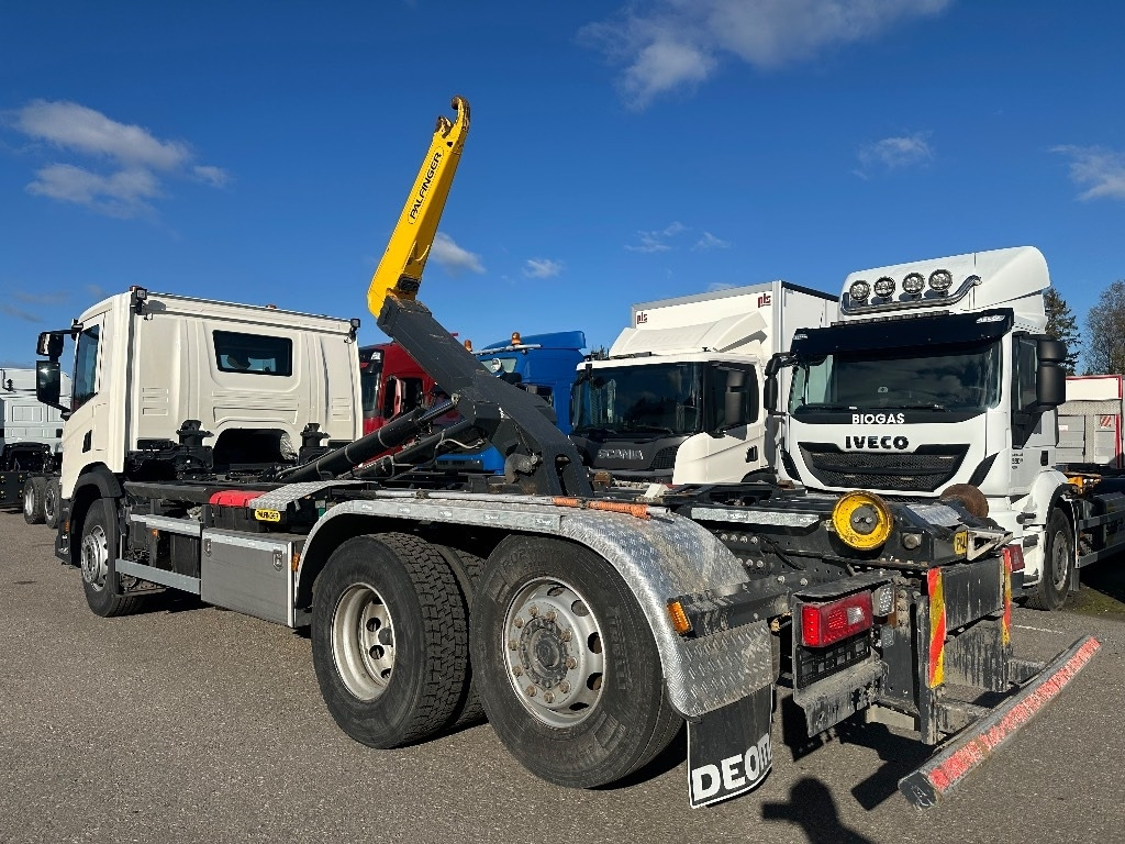 Scania P 360 - شاحنة ذات الخطاف: صور 4 Scania P 360 - شاحنة ذات الخطاف: صور 4