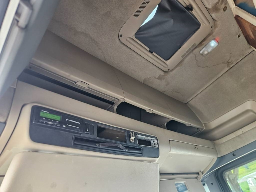 شاحنة ذات الخطاف Scania R580 6x2: صور 14