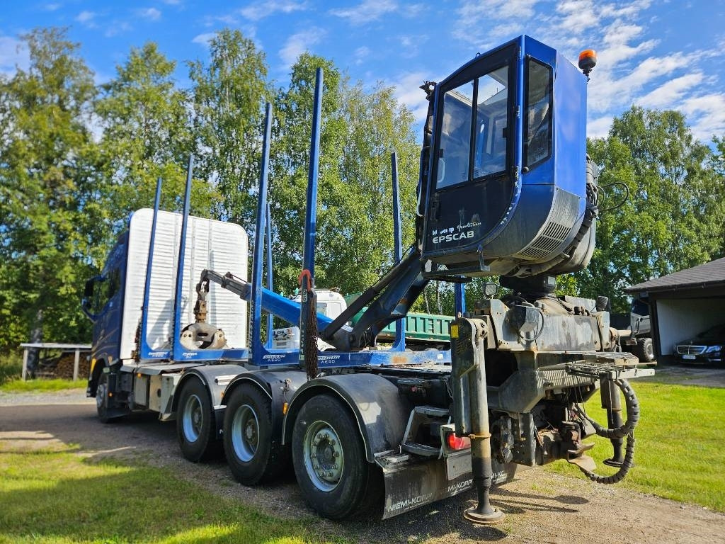 Volvo FH 16 750 8x4 76tn yhdistelmä - شاحنة قطع الأشجار: صور 3 Volvo FH 16 750 8x4 76tn yhdistelmä - شاحنة قطع الأشجار: صور 3
