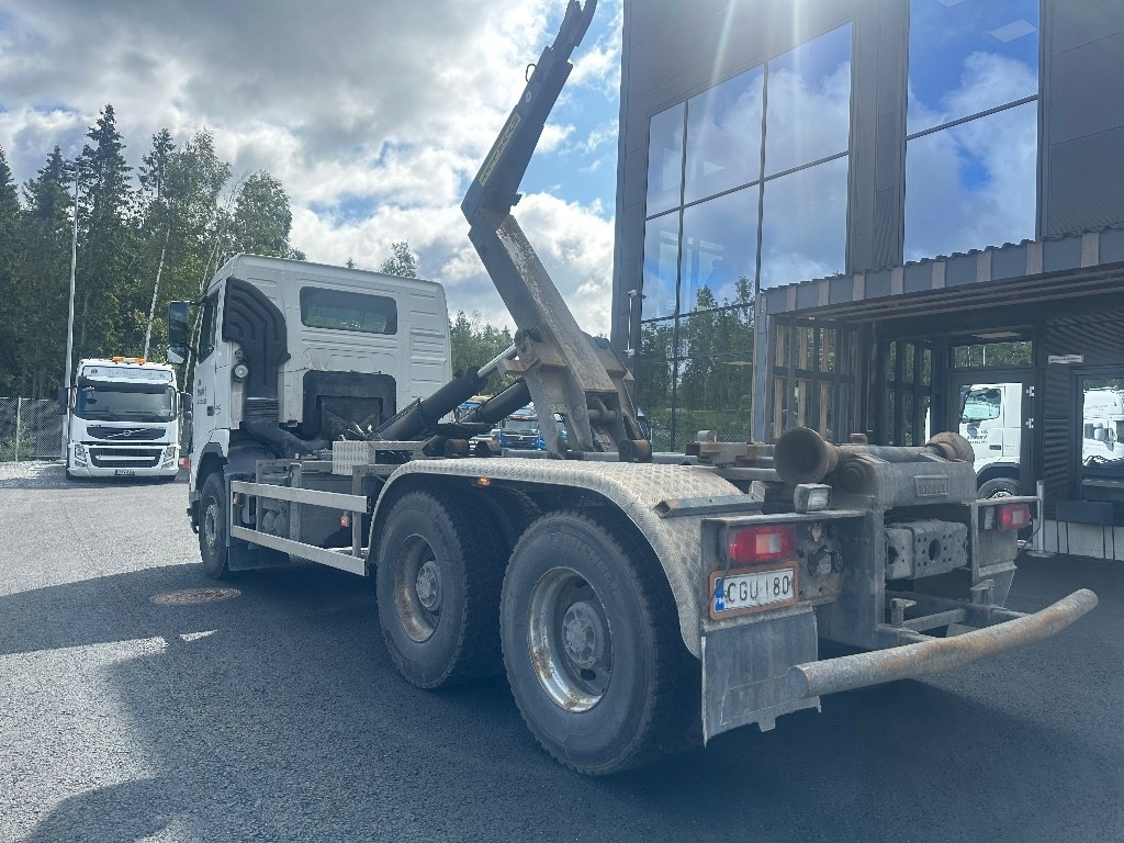 Volvo FH 440 6x4 - شاحنة ذات الخطاف: صور 4 Volvo FH 440 6x4 - شاحنة ذات الخطاف: صور 4
