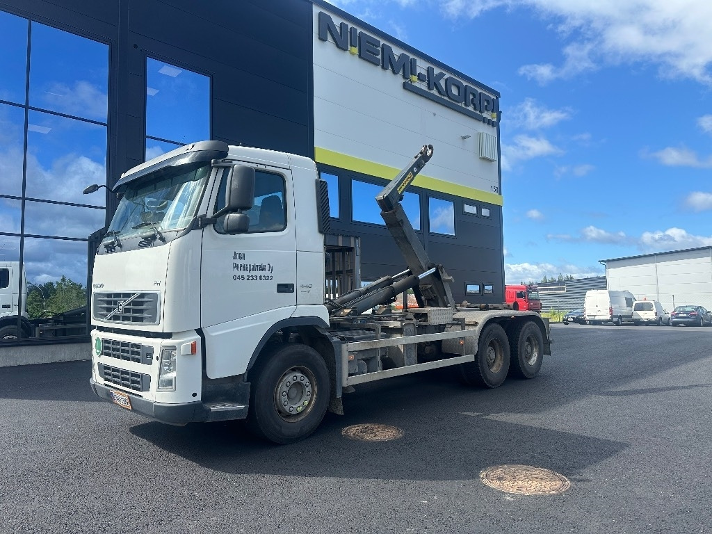 Volvo FH 440 6x4 - شاحنة ذات الخطاف: صور 1 Volvo FH 440 6x4 - شاحنة ذات الخطاف: صور 1