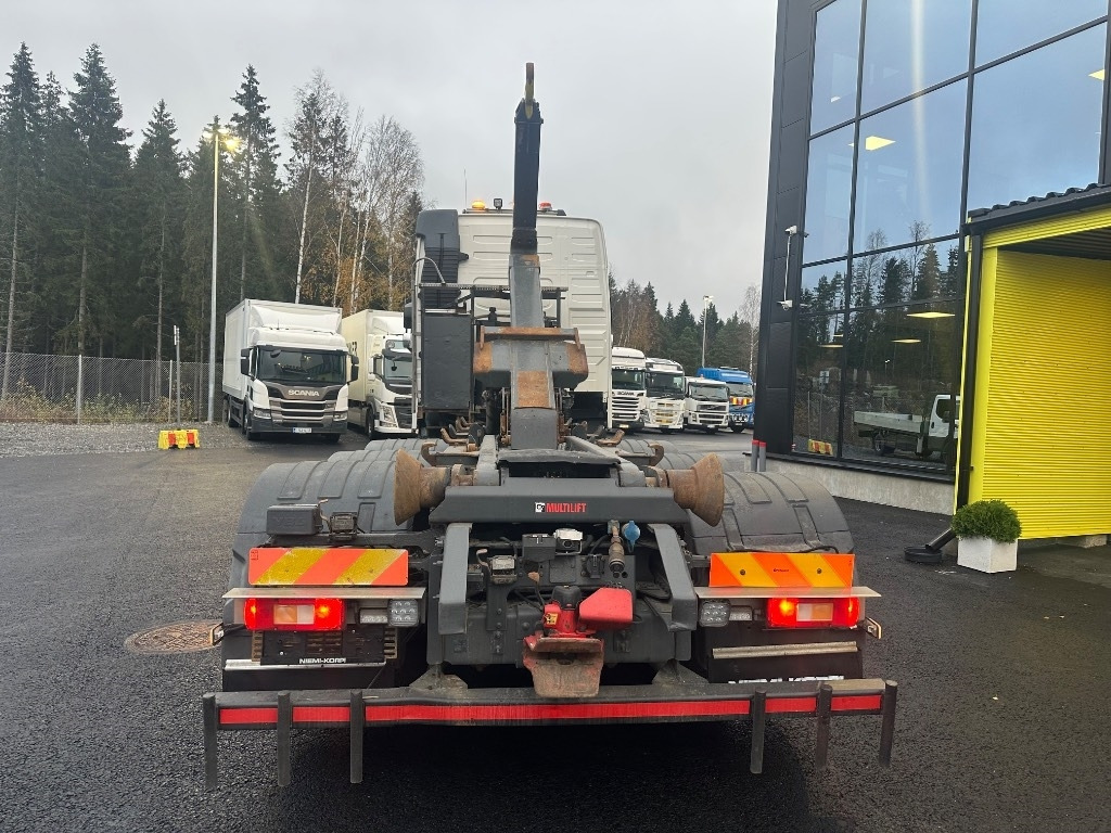 Volvo FH 500 8X4*4 - شاحنة ذات الخطاف: صور 5 Volvo FH 500 8X4*4 - شاحنة ذات الخطاف: صور 5