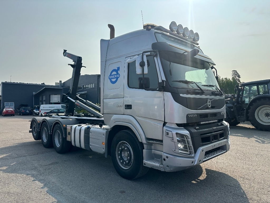 Volvo FMX 510 8x4*4 - شاحنة ذات الخطاف: صور 3 Volvo FMX 510 8x4*4 - شاحنة ذات الخطاف: صور 3
