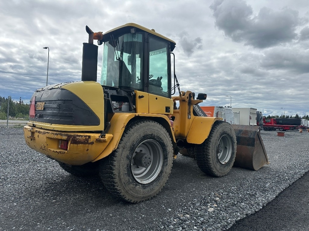 Volvo L45B 4X4 /245 - اللودر بعجل: صور 3 Volvo L45B 4X4 /245 - اللودر بعجل: صور 3
