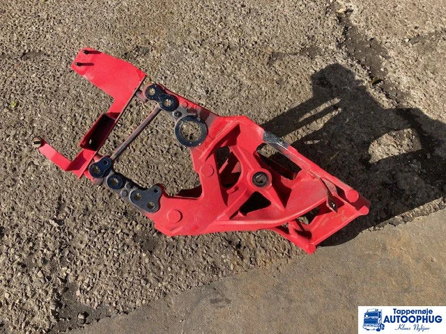 DAF chassis bracket – DAF 1849493 - الإطار/ الشاسيه - شاحنة: صور 1 DAF chassis bracket – DAF 1849493 - الإطار/ الشاسيه - شاحنة: صور 1