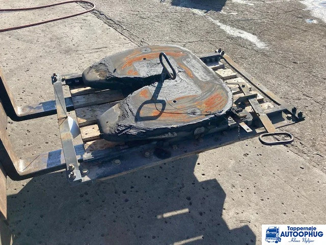 MAN JOST flytbar skammel - عجلة الخامسة - شاحنة: صور 3 MAN JOST flytbar skammel - عجلة الخامسة - شاحنة: صور 3