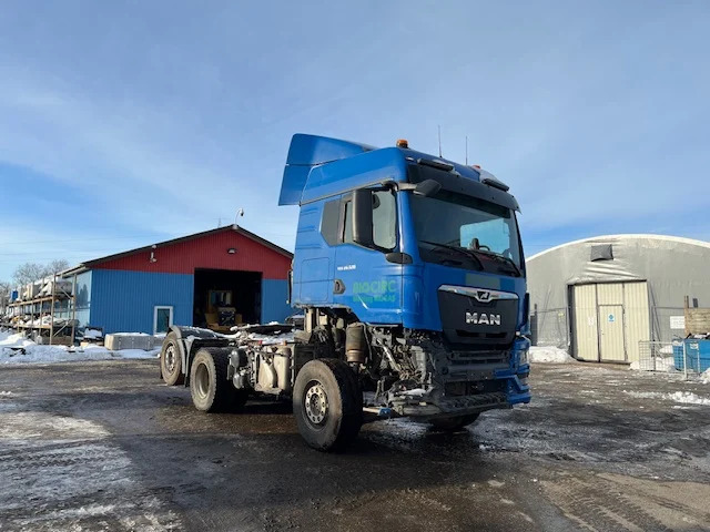 MAN TGS 28.520 6X2 m Hydraulik - شاحنة جرار: صور 3 MAN TGS 28.520 6X2 m Hydraulik - شاحنة جرار: صور 3