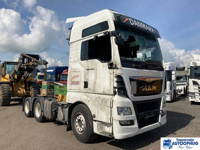 MAN TGX 28.500 Intarder - شاحنة جرار: صور 2 MAN TGX 28.500 Intarder - شاحنة جرار: صور 2