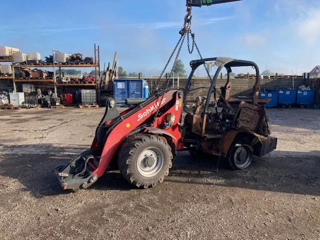 SCHÄFFER 4670Z - لودر مفصلي صغير: صور 1 SCHÄFFER 4670Z - لودر مفصلي صغير: صور 1