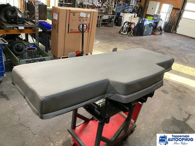 Scania Extendable bed – Scania 2674178 - الكابينة والداخلية - شاحنة: صور 1 Scania Extendable bed – Scania 2674178 - الكابينة والداخلية - شاحنة: صور 1