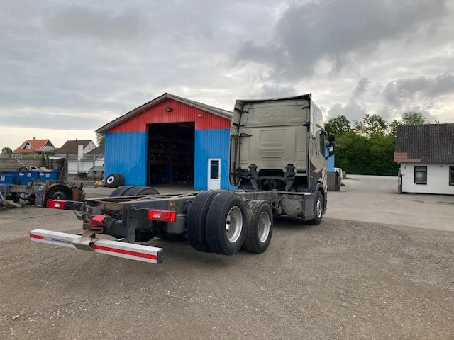 Scania R650 6X2 Retarder - الشاسيه شاحنة: صور 4 Scania R650 6X2 Retarder - الشاسيه شاحنة: صور 4