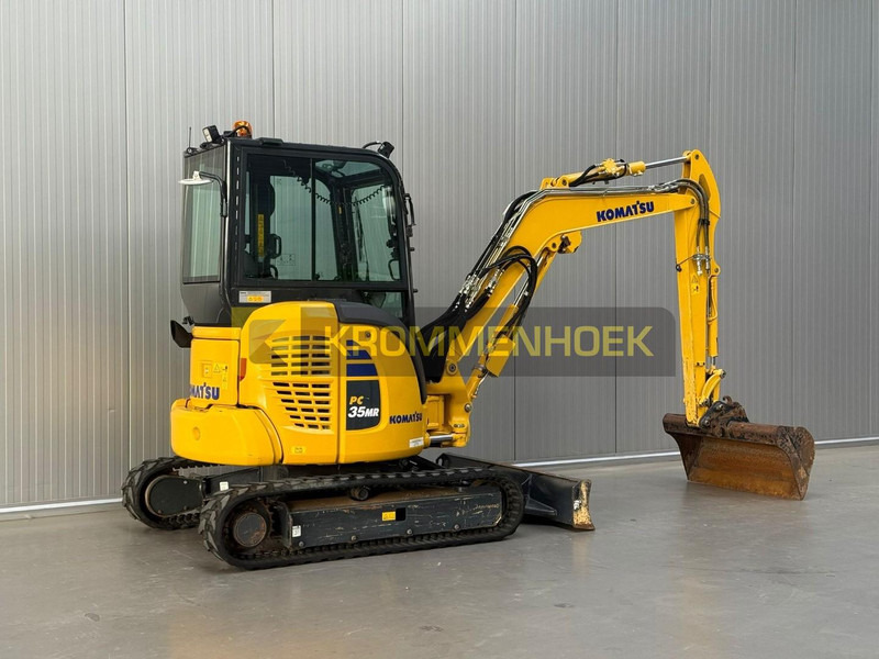 Komatsu PC 35 MR-5 - حفارة مصغرة: صور 4 Komatsu PC 35 MR-5 - حفارة مصغرة: صور 4