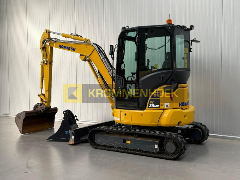 Komatsu PC 35 MR-5 - حفارة مصغرة: صور 3 Komatsu PC 35 MR-5 - حفارة مصغرة: صور 3