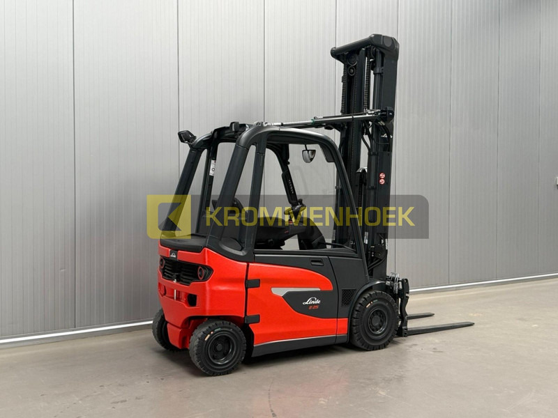 Linde E 25 Triplex 7410 mm - رافعة شوكية كهربائية: صور 4 Linde E 25 Triplex 7410 mm - رافعة شوكية كهربائية: صور 4