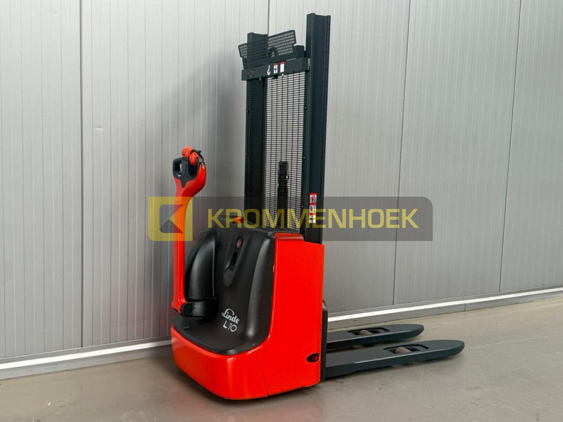 Linde L 10 - معدات تكديس: صور 4 Linde L 10 - معدات تكديس: صور 4