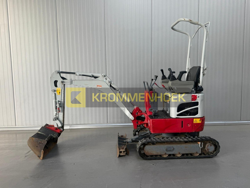Takeuchi TB 210 R - حفارة مصغرة: صور 1 Takeuchi TB 210 R - حفارة مصغرة: صور 1