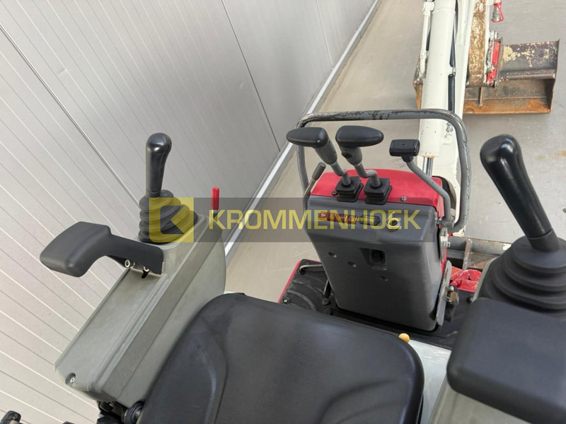 حفارة مصغرة Takeuchi TB 210 R: صور 15