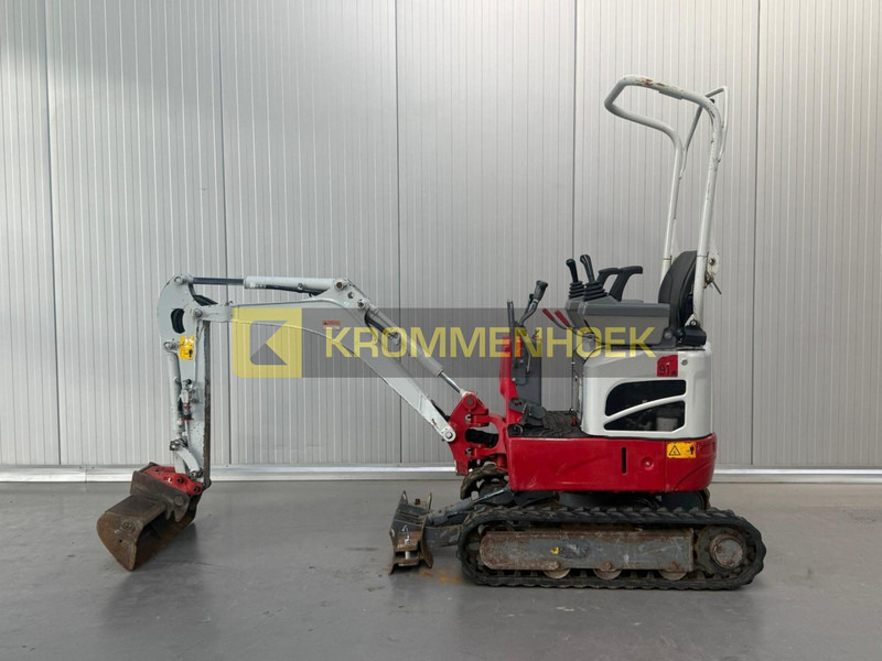 Takeuchi TB 210 R - حفارة مصغرة: صور 1 Takeuchi TB 210 R - حفارة مصغرة: صور 1