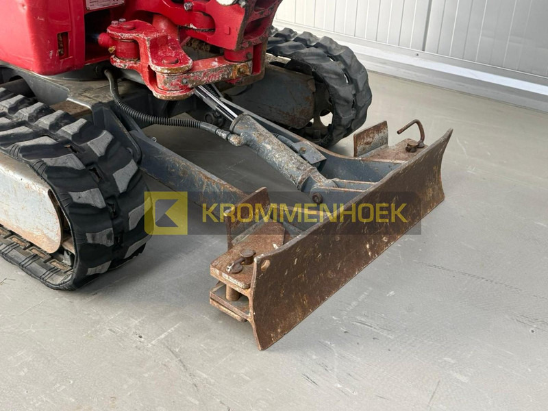 حفارة مصغرة Takeuchi TB 210 R: صور 11