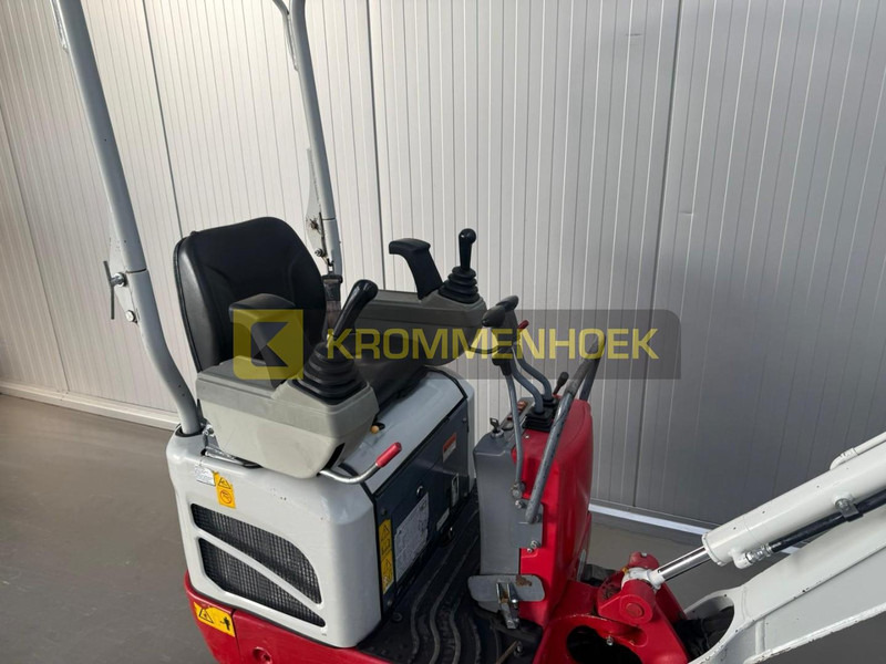 حفارة مصغرة Takeuchi TB 210 R: صور 14