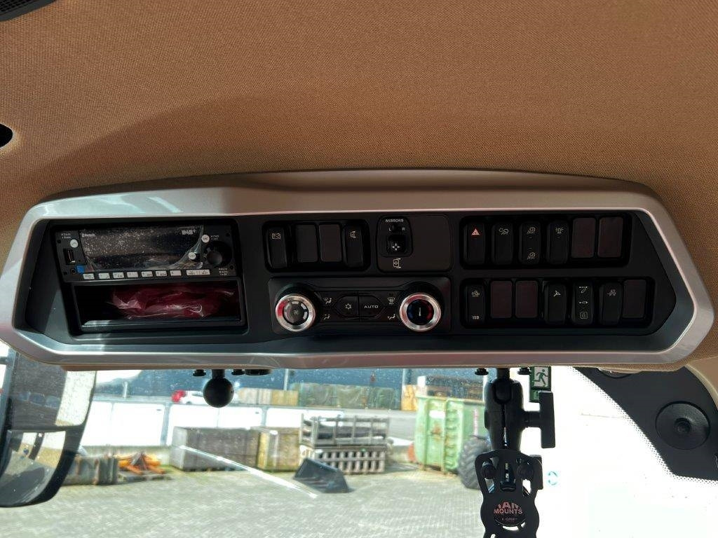 جرار Case IH PUMA 240CVX, AFS Connect, 2024, frontlinkage, GPS!: صور 37