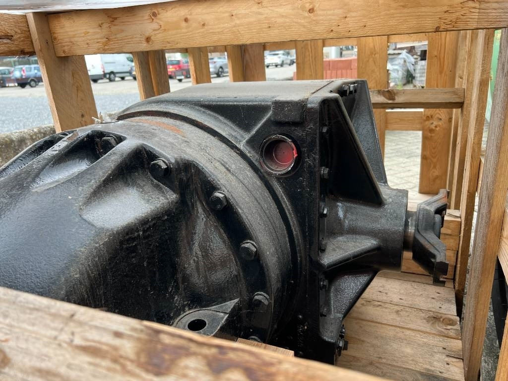New Holland Front Axle New Holland T9 / Case Steiger - CNH - - الإطار/ الشاسيه - الآلات والماكينات الزراعية: صور 1 New Holland Front Axle New Holland T9 / Case Steiger - CNH - - الإطار/ الشاسيه - الآلات والماكينات الزراعية: صور 1