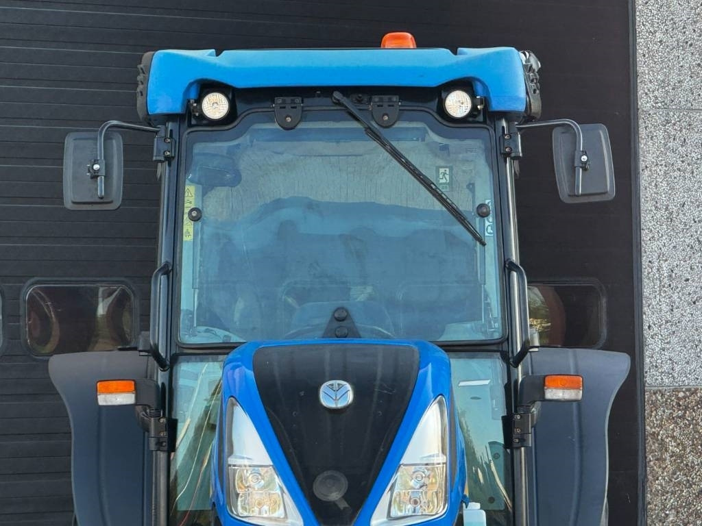 New Holland T4.100 DC, Low Profile, 2019, 3013 hours!! - جرار: صور 5 New Holland T4.100 DC, Low Profile, 2019, 3013 hours!! - جرار: صور 5