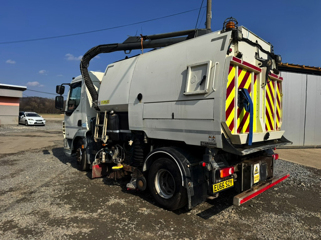 DAF LF180 - سياره كنس شوارع: صور 5 DAF LF180 - سياره كنس شوارع: صور 5