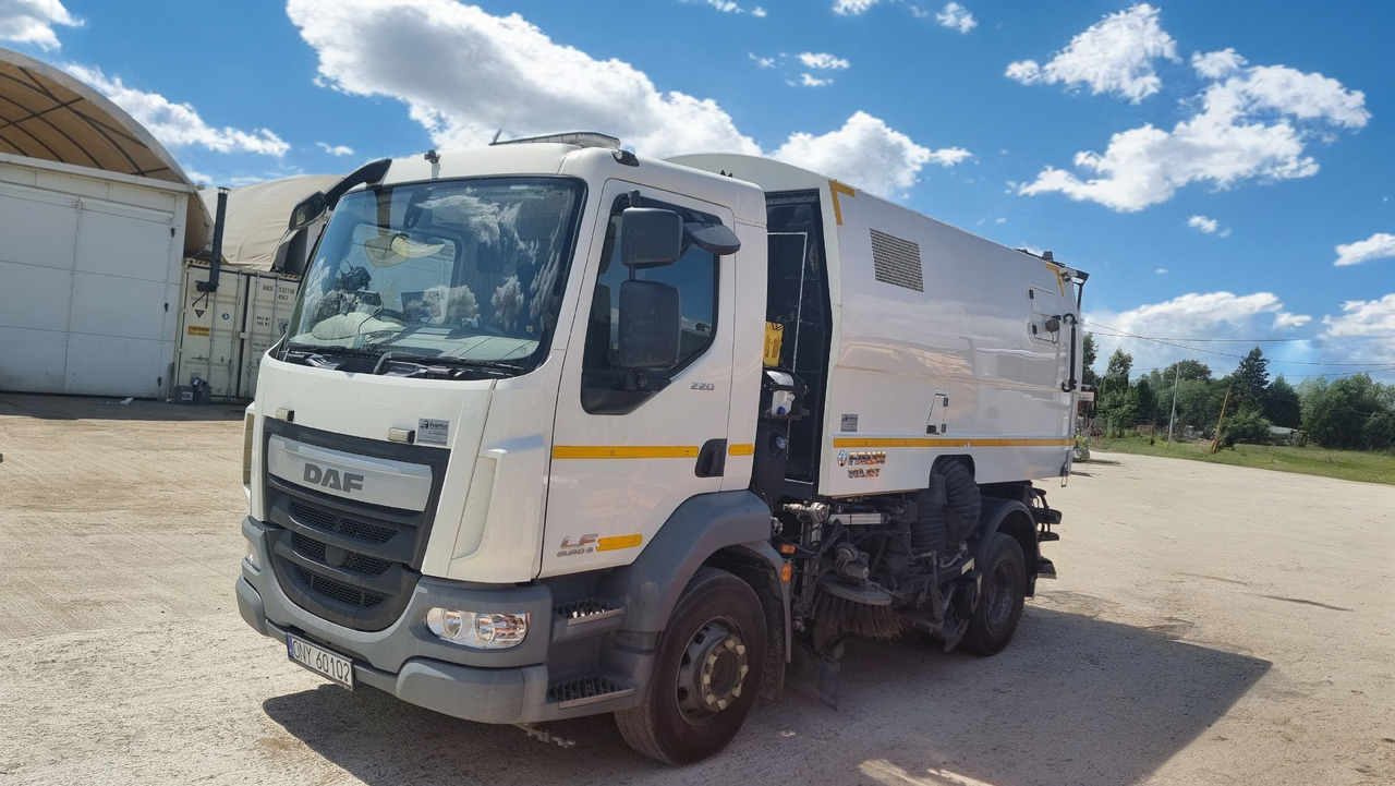 DAF LF220 - سياره كنس شوارع: صور 4 DAF LF220 - سياره كنس شوارع: صور 4