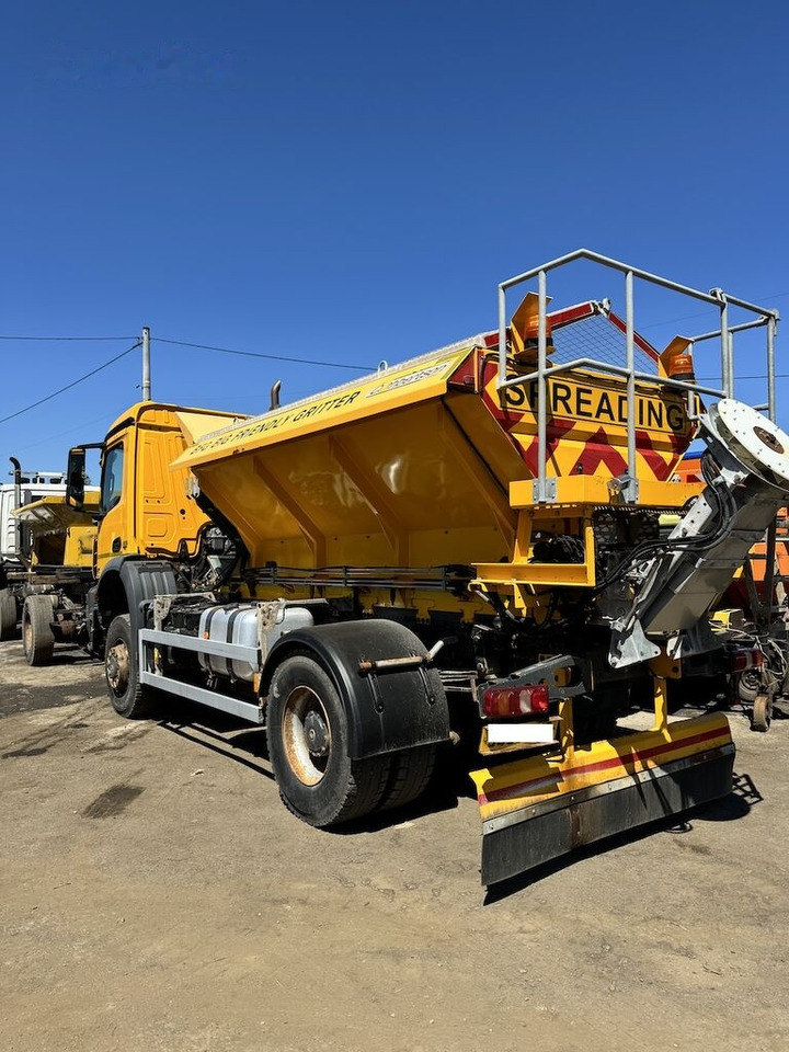 Mercedes-Benz 1824 - سيارة بلدية, شاحنة: صور 4 Mercedes-Benz 1824 - سيارة بلدية, شاحنة: صور 4