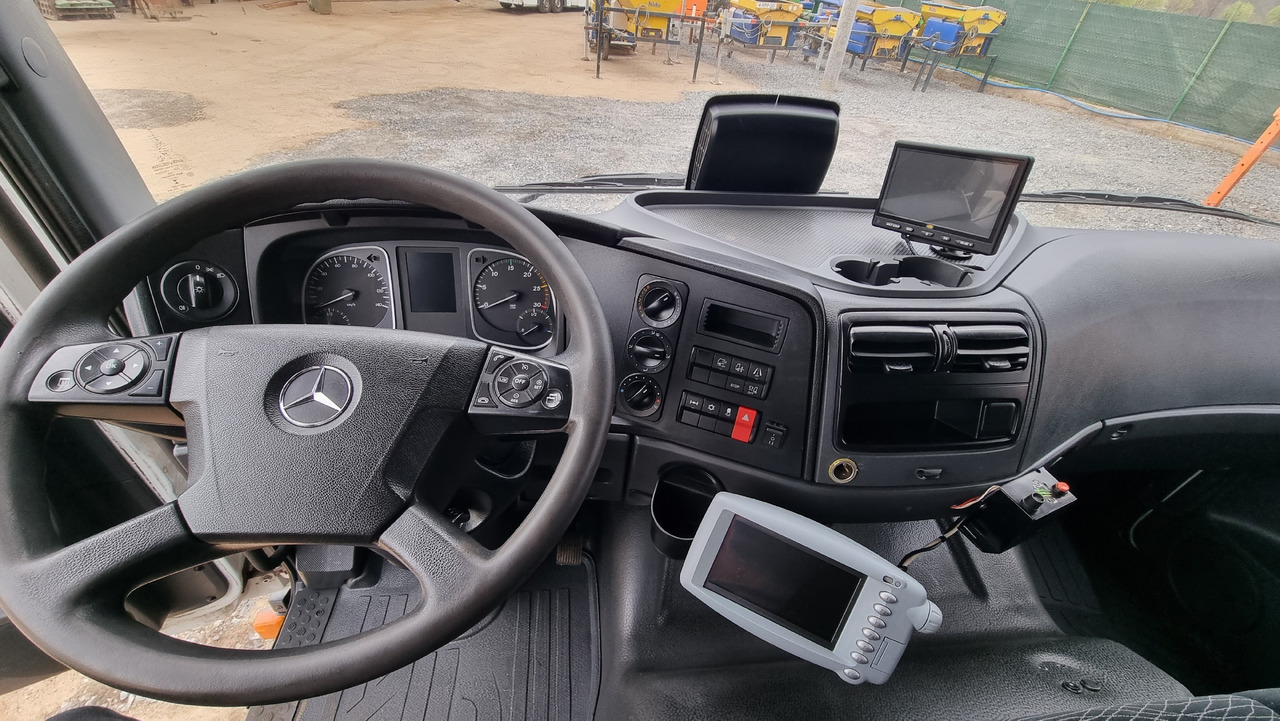 Mercedes Benz ATEGO 1524 - شاحنة القمامة: صور 5 Mercedes Benz ATEGO 1524 - شاحنة القمامة: صور 5