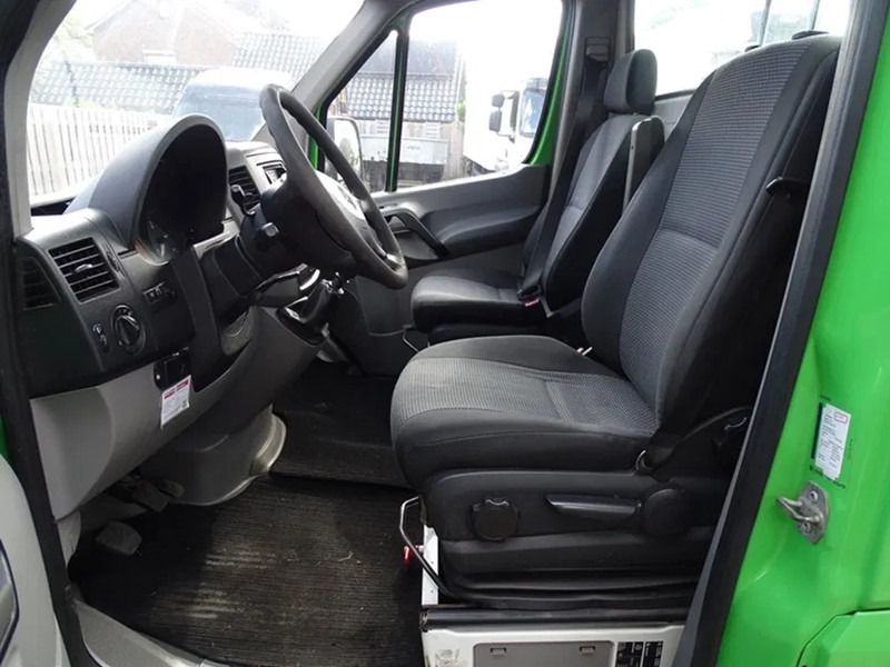 Mercedes-Benz Sprinter 316 BE TREKKER 9.5 TON - شاحنة جرار: صور 3 Mercedes-Benz Sprinter 316 BE TREKKER 9.5 TON - شاحنة جرار: صور 3