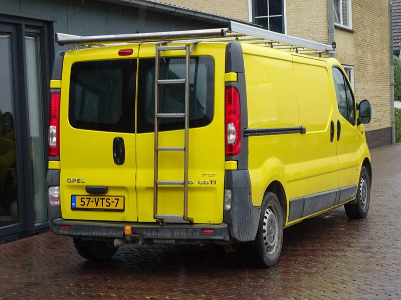 Opel Vivaro 2.0CDTI 84KW 2.9 TON L2H1 3ZITS AIRCO IMPERIAL - فان المدمجة: صور 2 Opel Vivaro 2.0CDTI 84KW 2.9 TON L2H1 3ZITS AIRCO IMPERIAL - فان المدمجة: صور 2