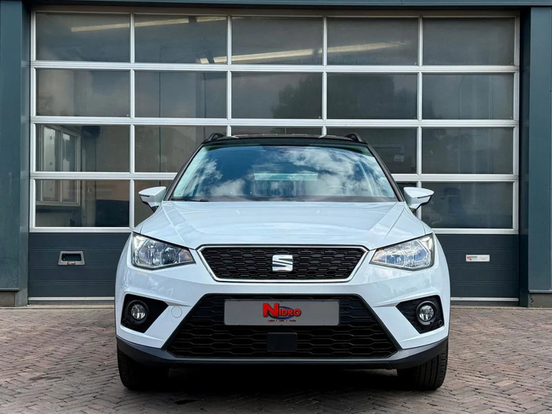SEAT Arona 1.0 TSI Style Business Intense Carplay Dealeronderhouden Cruise Clima Navi Camera - سيارة دفع رباعي: صور 2 SEAT Arona 1.0 TSI Style Business Intense Carplay Dealeronderhouden Cruise Clima Navi Camera - سيارة دفع رباعي: صور 2