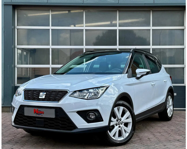 SEAT Arona 1.0 TSI Style Business Intense Carplay Dealeronderhouden Cruise Clima Navi Camera - سيارة دفع رباعي: صور 3 SEAT Arona 1.0 TSI Style Business Intense Carplay Dealeronderhouden Cruise Clima Navi Camera - سيارة دفع رباعي: صور 3